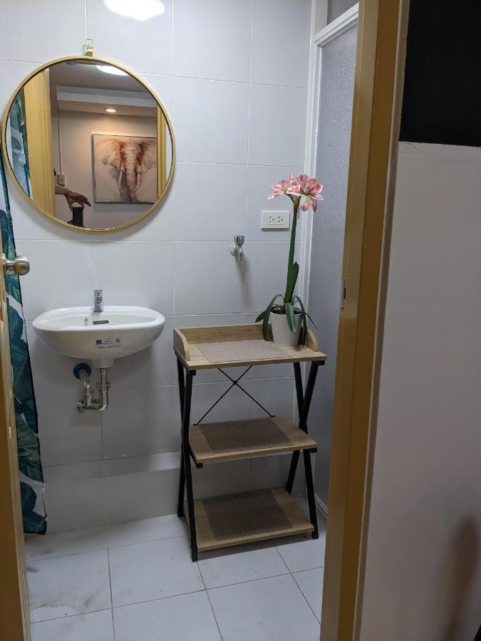 307 Anabelle Residence At Marina Spatial Condominium Dumaguete City Экстерьер фото
